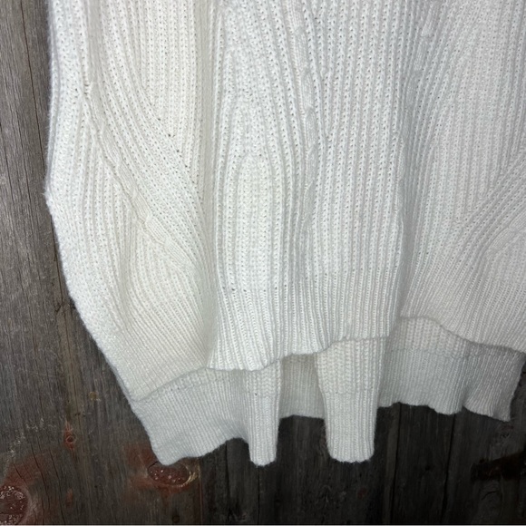 Angel of the North Anthropologie Ivory Wool Blend Sleeveless Turtleneck sz Small - Picture 5 of 13